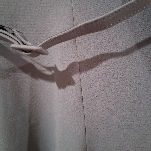 GAL MEETS GLAM Thea Sage Dress - Picture 11 of 11